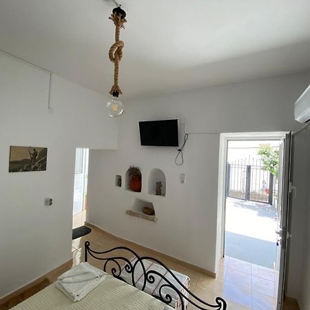 Casa Elafonisi N1- 10Min From The Beach Plokamiana Ngoại thất bức ảnh
